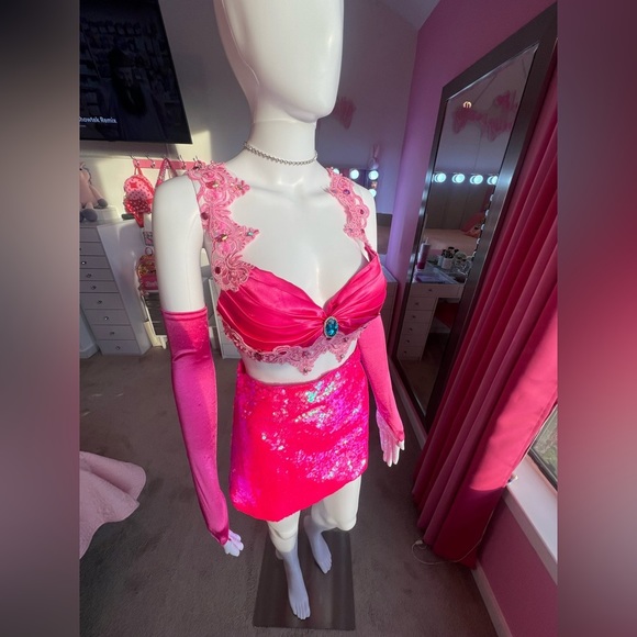 Princess Peach Costume Bra 🍑 34 C 👑 💖 - Picture 14 of 16